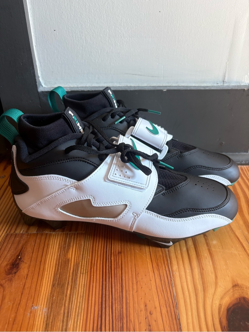 New Nike Air Diamond Turf 93 TD Football Cleats Deion Sanders HF5298-102 Sz 11